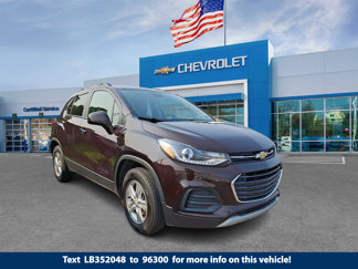 Used 2020 Chevrolet Trax LT w/ Driver Confidence Package image 1