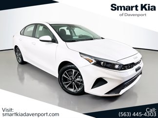 Certified 2022 Kia Forte LXS image 1
