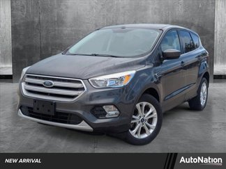 Used 2019 Ford Escape SE image 1
