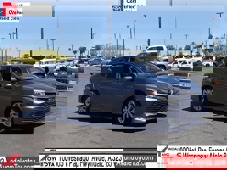 Certified 2020 Toyota Camry LE image 1
