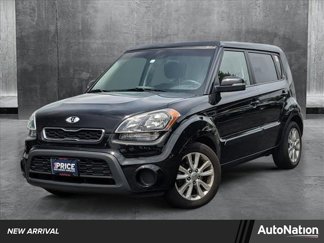Used 2012 Kia Soul + image 1