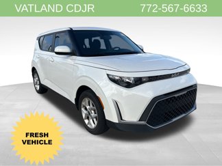 Used 2023 Kia Soul LX w/ LX Technology Package video 1