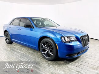 Used 2023 Chrysler 300 Touring w/ Sport Appearance Package image 1