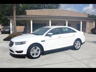 Used 2016 Ford Taurus SEL image 1