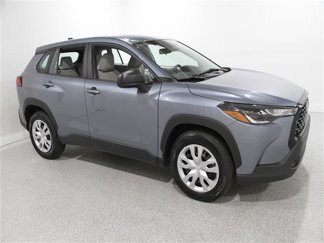 Certified 2023 Toyota Corolla Cross L image 1