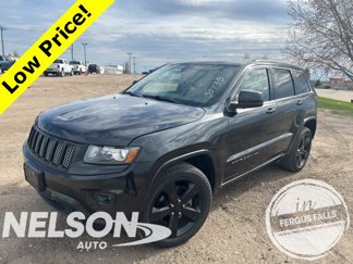 Used 2015 Jeep Grand Cherokee Altitude image 1
