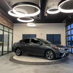 Used 2019 Kia Forte LXS image 1