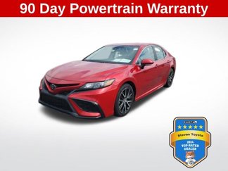 Used 2022 Toyota Camry SE image 1