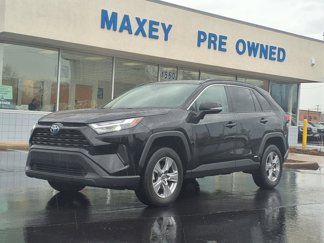 Used 2022 Toyota RAV4 XLE w/ Convenience Package image 1