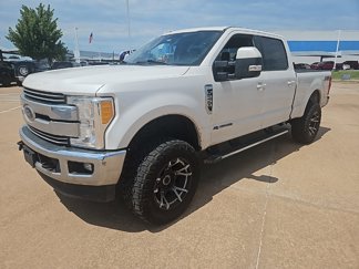 Used 2017 Ford F250 Lariat w/ Lariat Value Package image 1