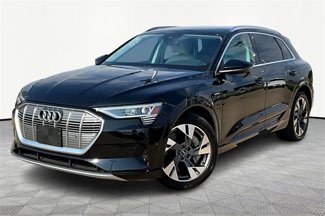 Used 2021 Audi e-tron Premium Plus w/ Premium Plus Package image 1