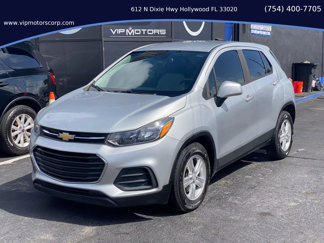 Used 2020 Chevrolet Trax LS w/ Tint and Cruise Package image 1