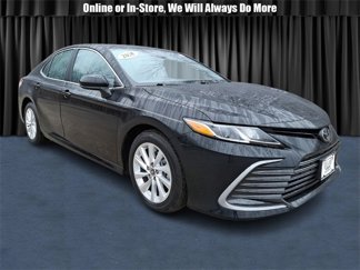 Used 2024 Toyota Camry LE image 1