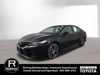 Used 2018 Toyota Camry SE image 1