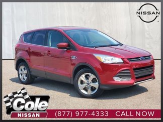 Used 2015 Ford Escape SE image 1