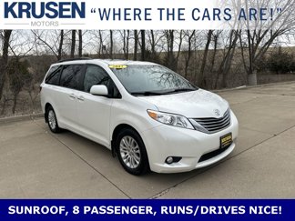Used 2017 Toyota Sienna XLE Premium image 1