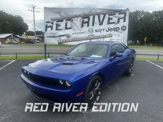 Used 2022 Dodge Challenger SXT w/ Blacktop Package image 1