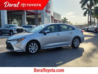 Used 2022 Toyota Corolla LE image 1