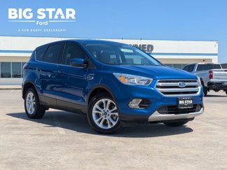 Used 2017 Ford Escape SE image 1