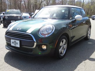 Used 2018 MINI Cooper 2-Door Hardtop image 1