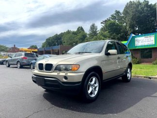 Used 2001 BMW X5 3.0i image 1