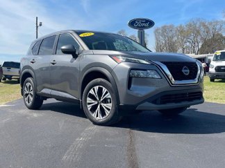 Used 2023 Nissan Rogue SV image 1