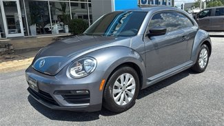 Used 2017 Volkswagen Beetle 1.8T image 1
