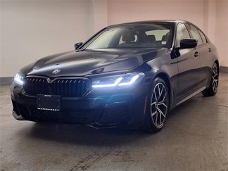 Certified 2022 BMW 530i xDrive w/ M Sport Package image 1