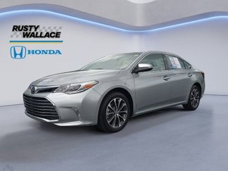 Used 2018 Toyota Avalon XLE Premium image 1