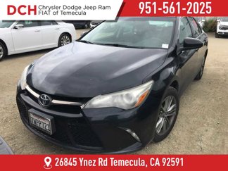Used 2017 Toyota Camry SE image 1
