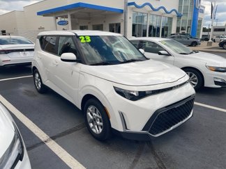 Used 2023 Kia Soul LX w/ LX Technology Package image 1