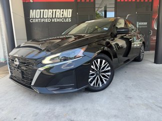 Used 2023 Nissan Altima 2.5 SV image 1