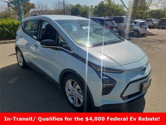 Used 2022 Chevrolet Bolt LT image 1