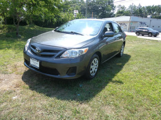 Used 2011 Toyota Corolla LE image 1