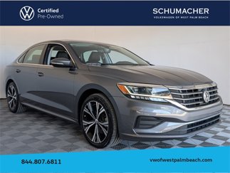 Certified 2021 Volkswagen Passat 2.0T SE image 1