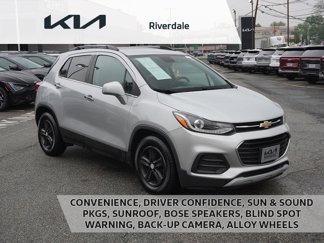 Used 2017 Chevrolet Trax LT w/ Sun & Sound Package image 1