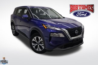 Used 2022 Nissan Rogue SV image 1