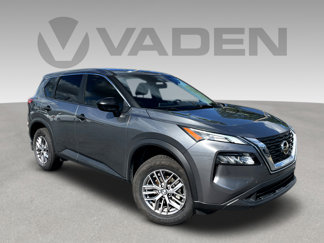 Used 2021 Nissan Rogue S image 1