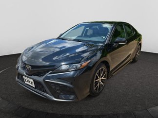 Used 2023 Toyota Camry SE image 1
