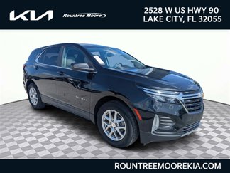 Used 2023 Chevrolet Equinox LT image 1