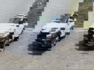 Used 2022 Hyundai Kona SEL w/ Convenience Package image 1