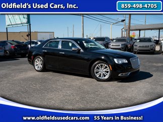 Used 2018 Chrysler 300 Touring L image 1