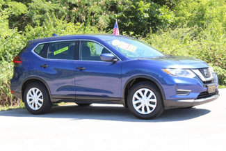 Used 2020 Nissan Rogue S image 1