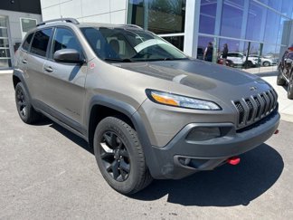 Used 2017 Jeep Cherokee Trailhawk image 1