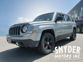 Used 2017 Jeep Patriot High Altitude image 1