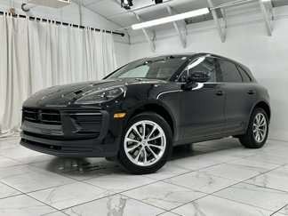 Certified 2024 Porsche Macan image 1