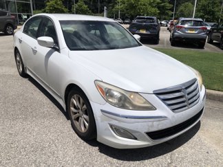 Used 2013 Hyundai Genesis 3.8 image 1