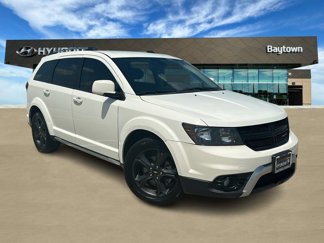 Used 2019 Dodge Journey Crossroad image 1