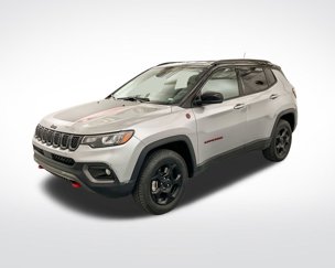 Used 2023 Jeep Compass Trailhawk image 1