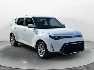 Used 2024 Kia Soul S image 1